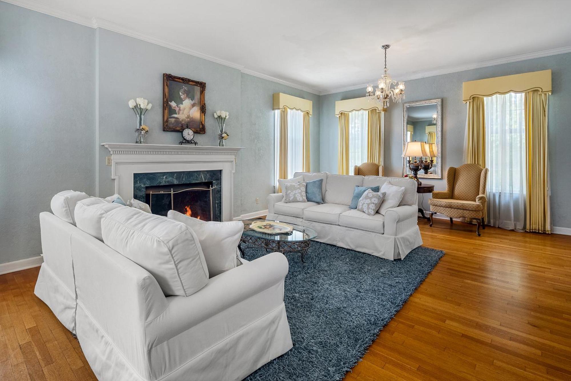 Beland Mansion-Royal Crown Suite! Fort Smith Extérieur photo